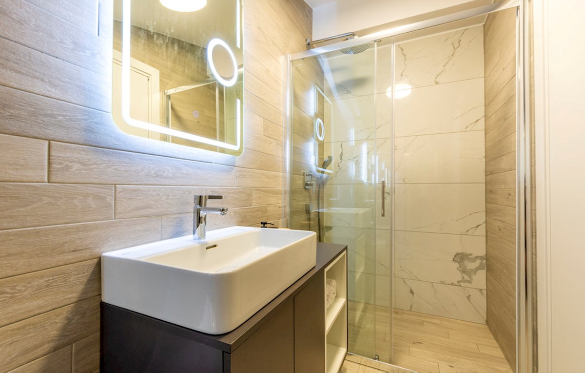 Apartmán Na predaj - SPLITSKO-DALMATINSKA DUGI RAT