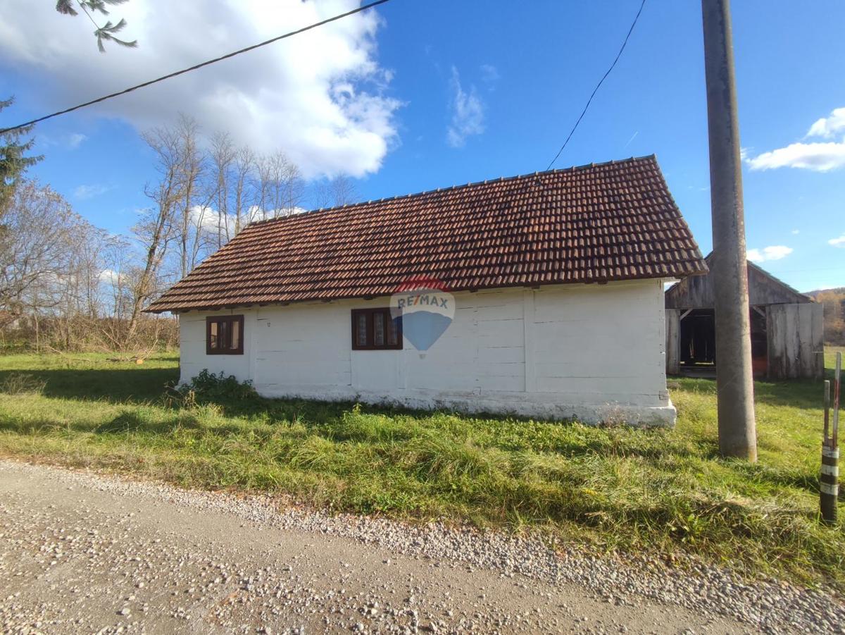 Hiša Na predaj - KARLOVAČKA BARILOVIĆI