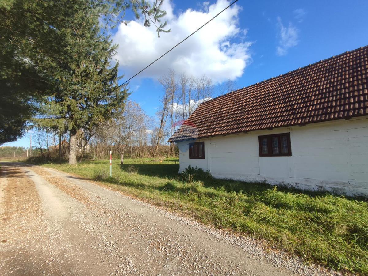 Hiša Na predaj - KARLOVAČKA BARILOVIĆI