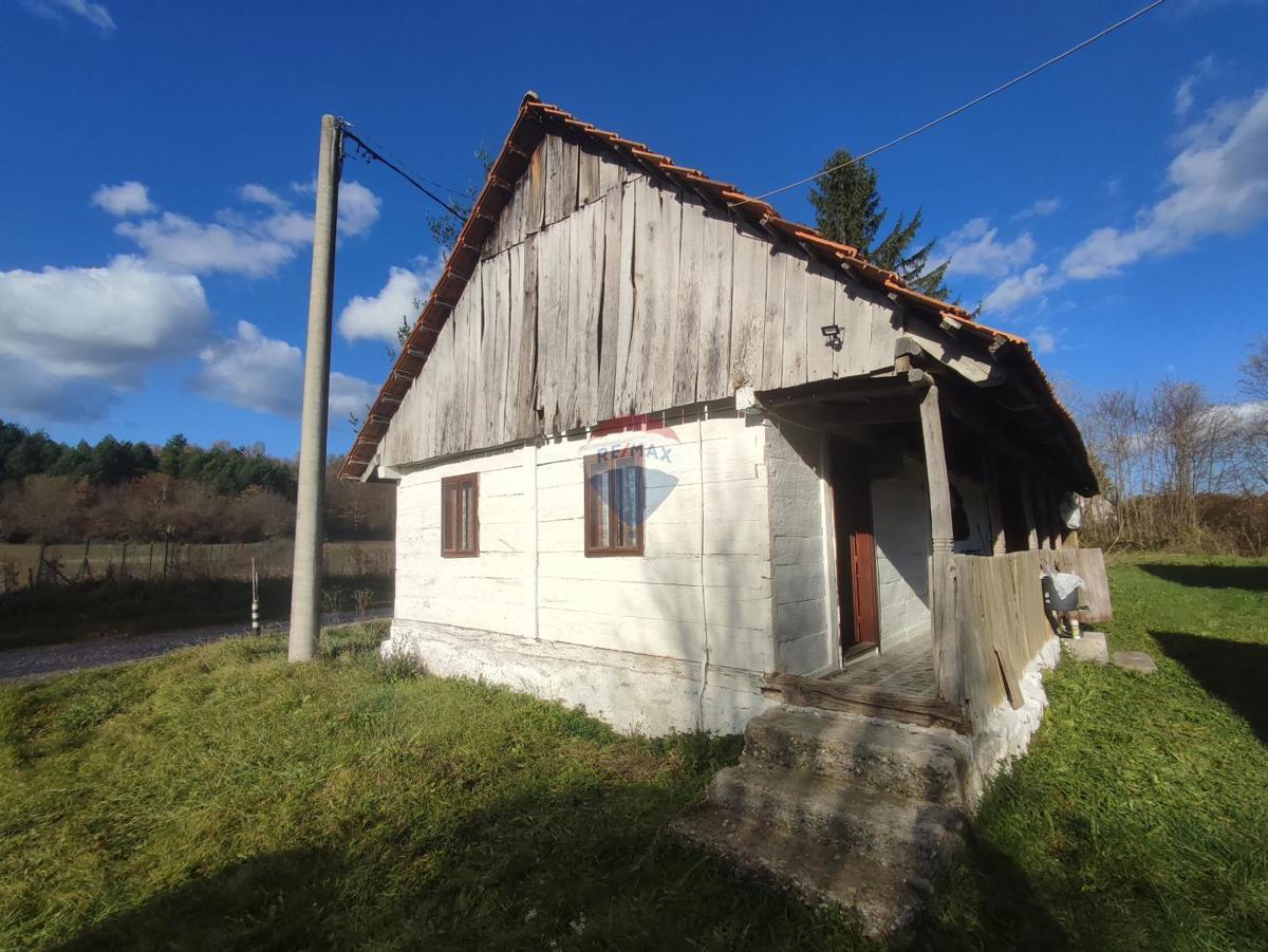 Hiša Na predaj - KARLOVAČKA BARILOVIĆI
