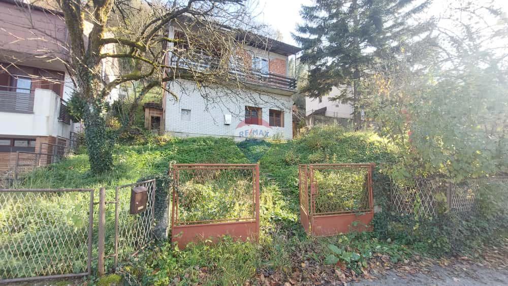 Hiša Na predaj - ZAGREBAČKA ZAPREŠIĆ