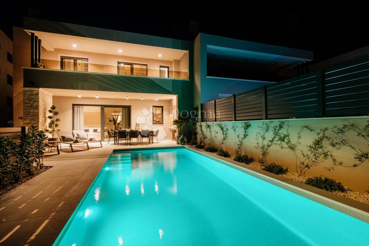 Maison À vendre - Istarska Tar-vabriga - foto 1/107