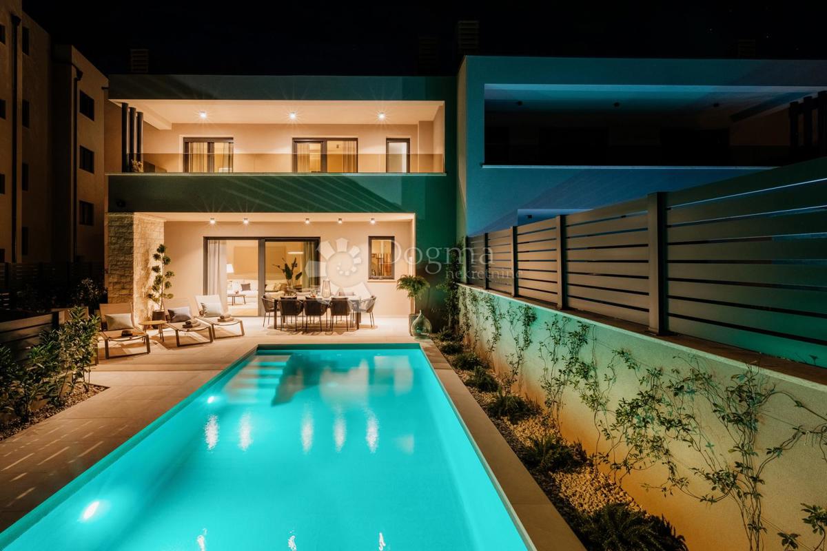 Maison À vendre - ISTARSKA TAR-VABRIGA