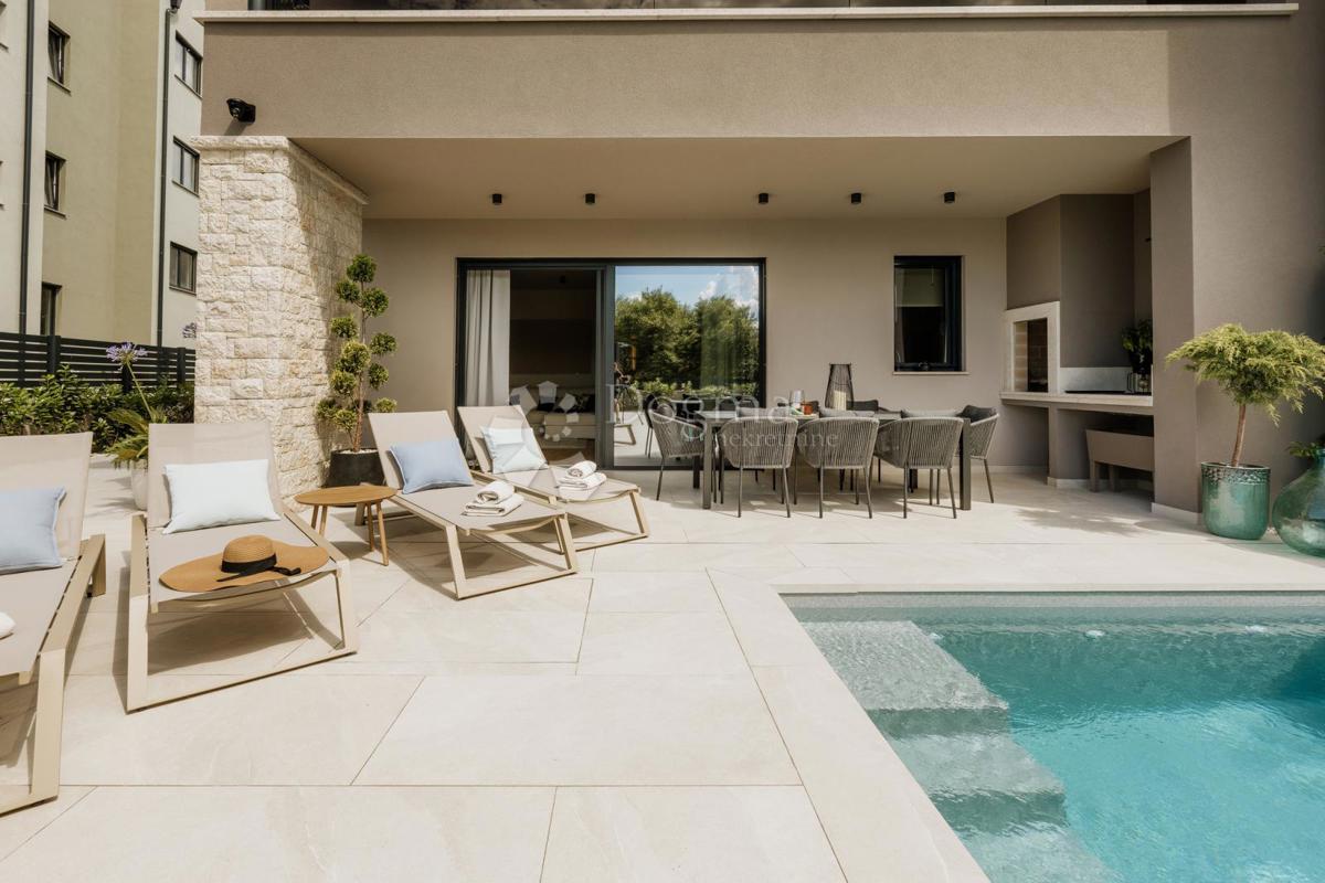 Maison À vendre - ISTARSKA TAR-VABRIGA