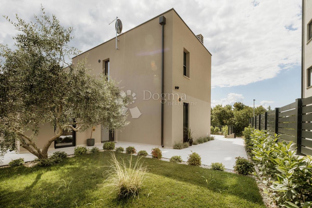Maison À vendre - ISTARSKA TAR-VABRIGA