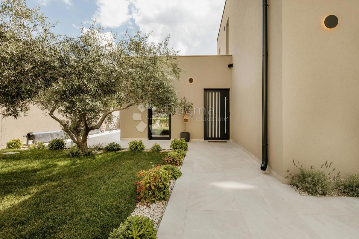 Maison À vendre - ISTARSKA TAR-VABRIGA