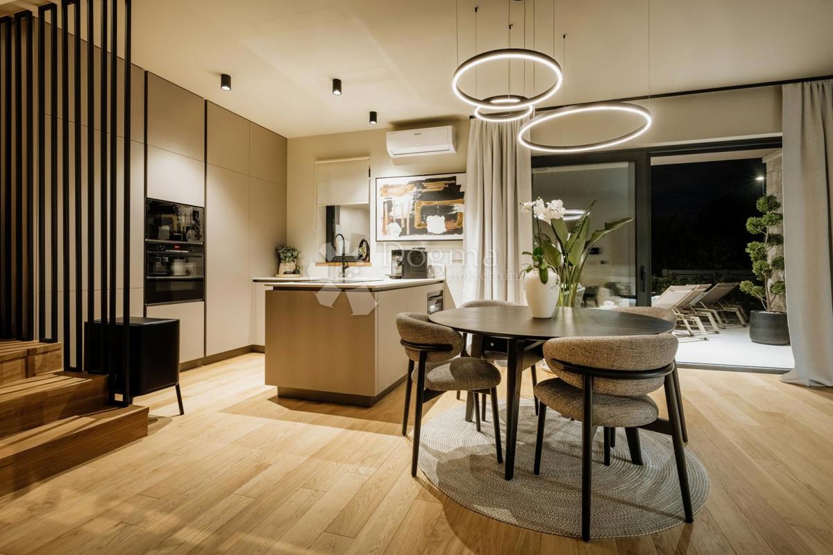 Maison À vendre - ISTARSKA TAR-VABRIGA