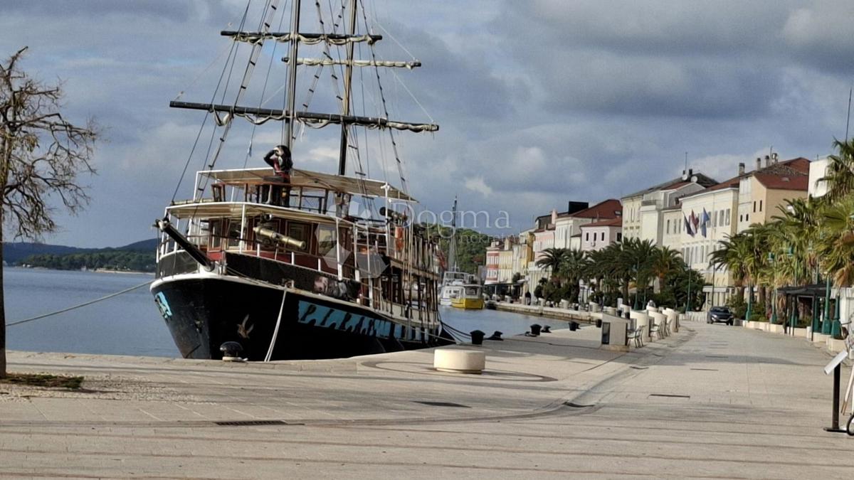 Hiša Na predaj - PRIMORSKO-GORANSKA MALI LOŠINJ