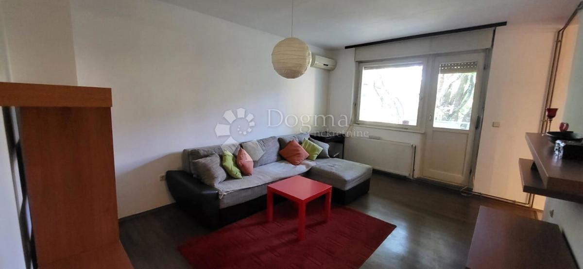 Appartamento In vendita - OSJEČKO-BARANJSKA OSIJEK