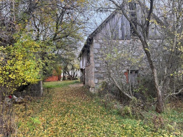 Dům na prodej 10000 m² – Otočac