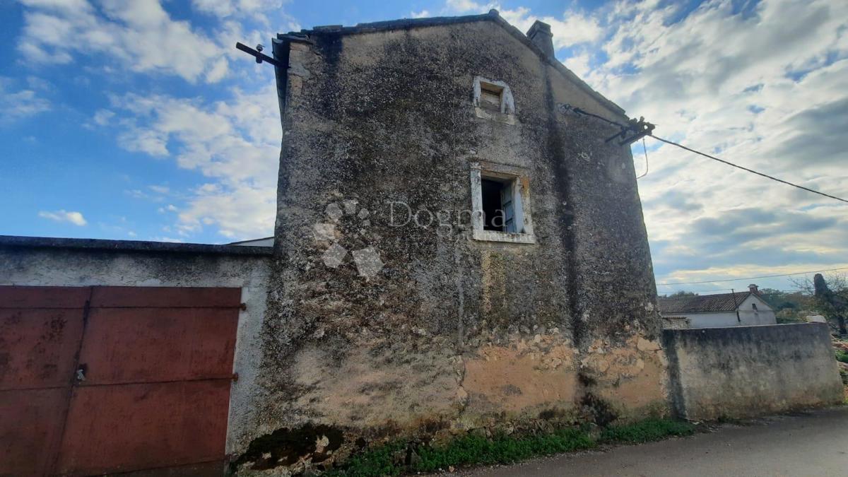 Hiša Na predaj - ISTARSKA ŽMINJ