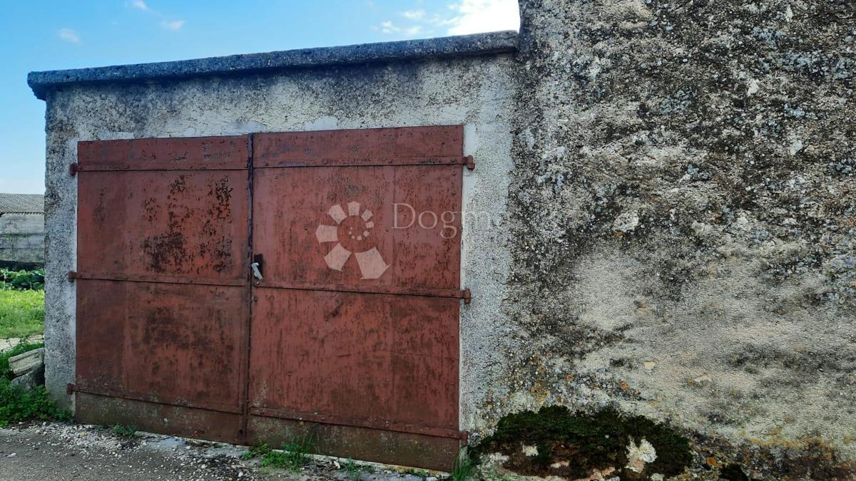 Hiša Na predaj - ISTARSKA ŽMINJ
