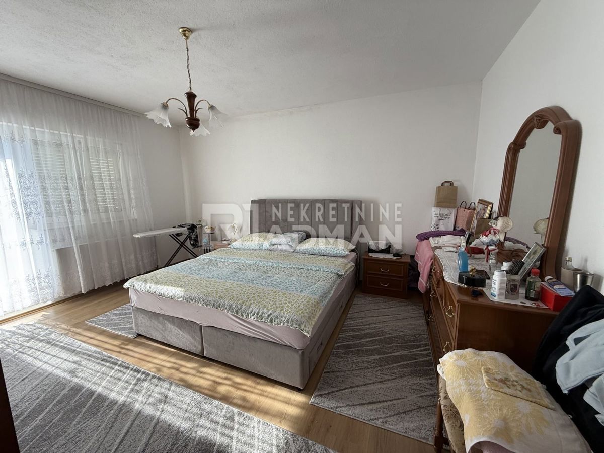Haus Zu verkaufen - SPLITSKO-DALMATINSKA KAŠTELA