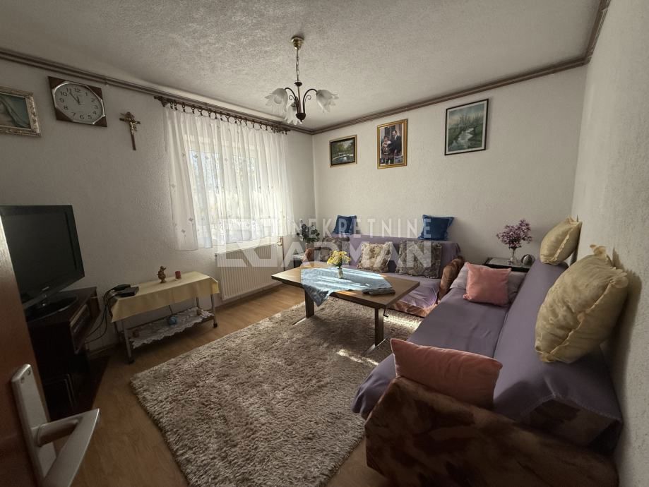Haus Zu verkaufen - SPLITSKO-DALMATINSKA KAŠTELA