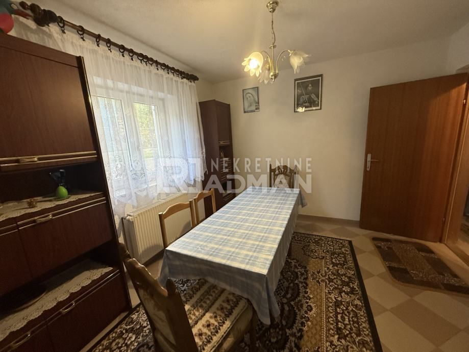 Haus Zu verkaufen - SPLITSKO-DALMATINSKA KAŠTELA