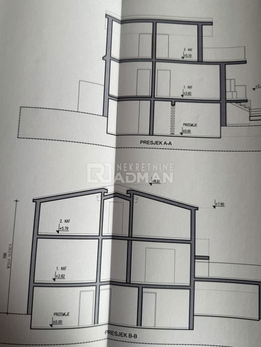 Haus Zu verkaufen - SPLITSKO-DALMATINSKA KAŠTELA