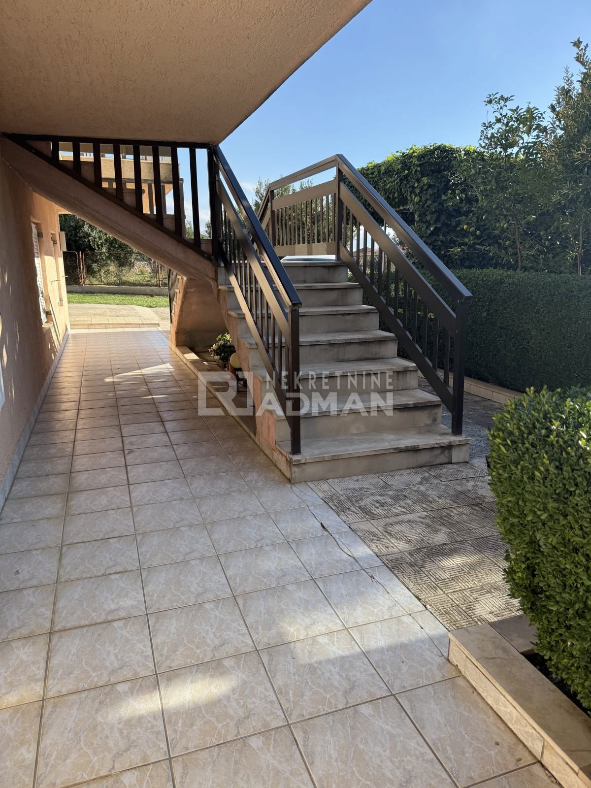 Haus Zu verkaufen - SPLITSKO-DALMATINSKA KAŠTELA