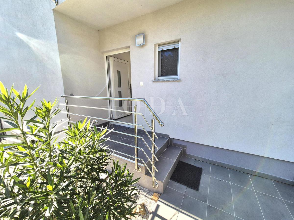 Apartment Zu verkaufen - PRIMORSKO-GORANSKA CRIKVENICA
