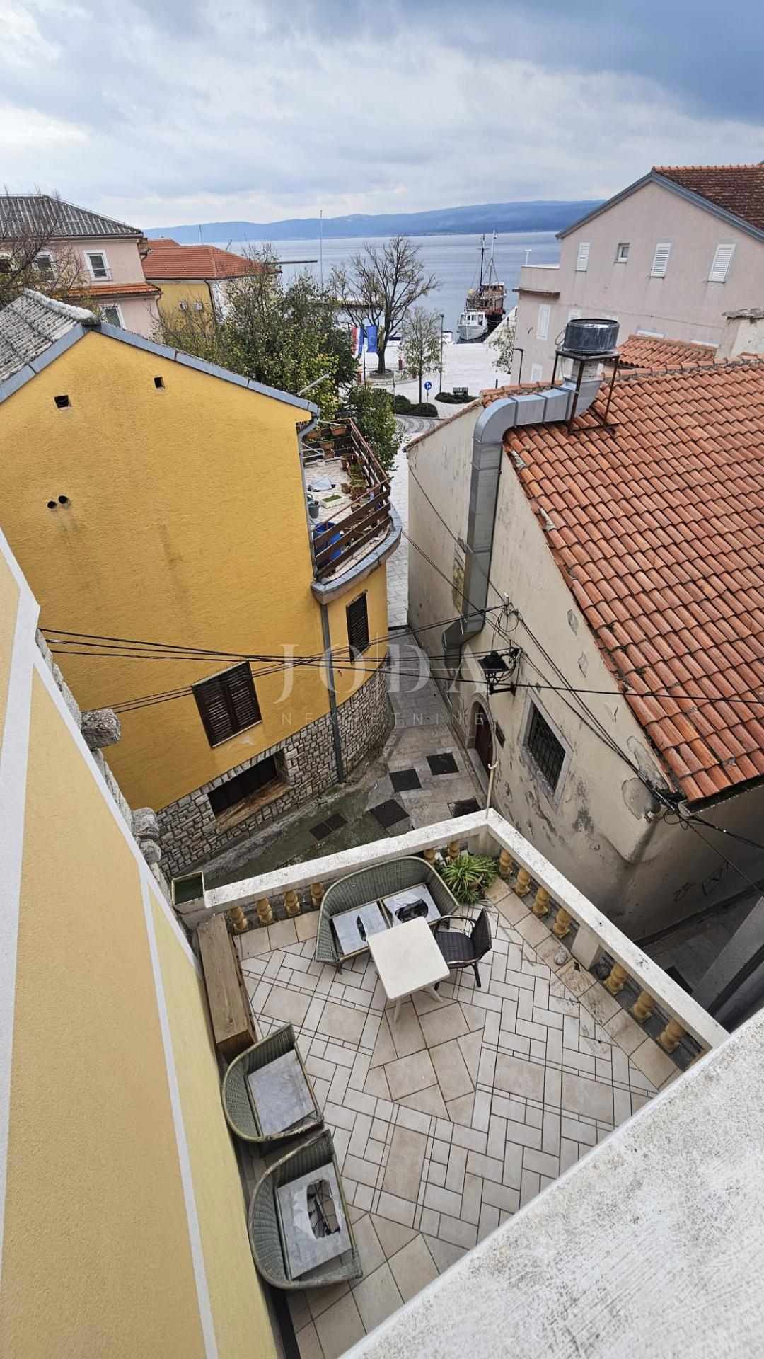 Kuća Na prodaju - PRIMORSKO-GORANSKA CRIKVENICA