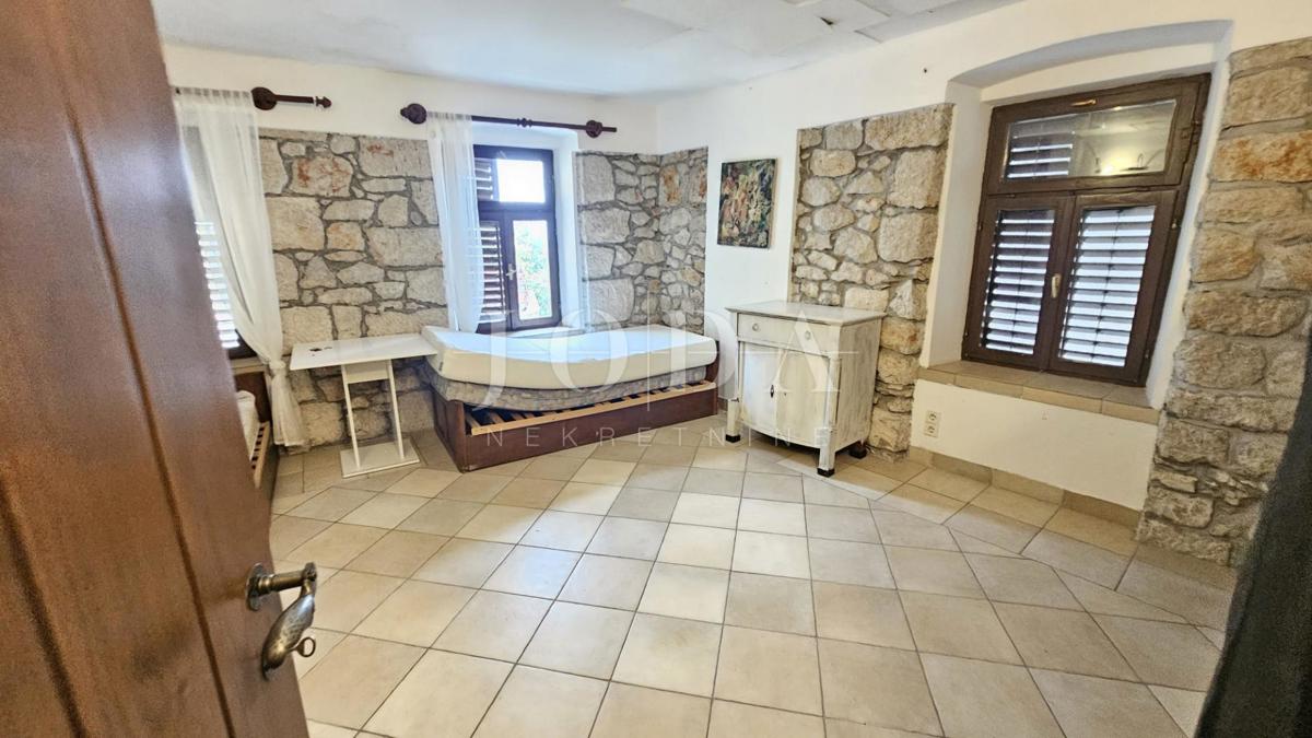 Kuća Na prodaju - PRIMORSKO-GORANSKA CRIKVENICA