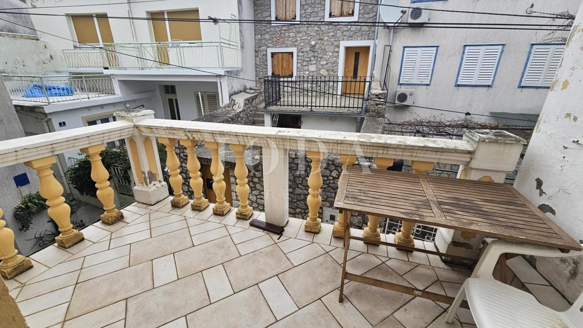 Kuća Na prodaju - PRIMORSKO-GORANSKA CRIKVENICA
