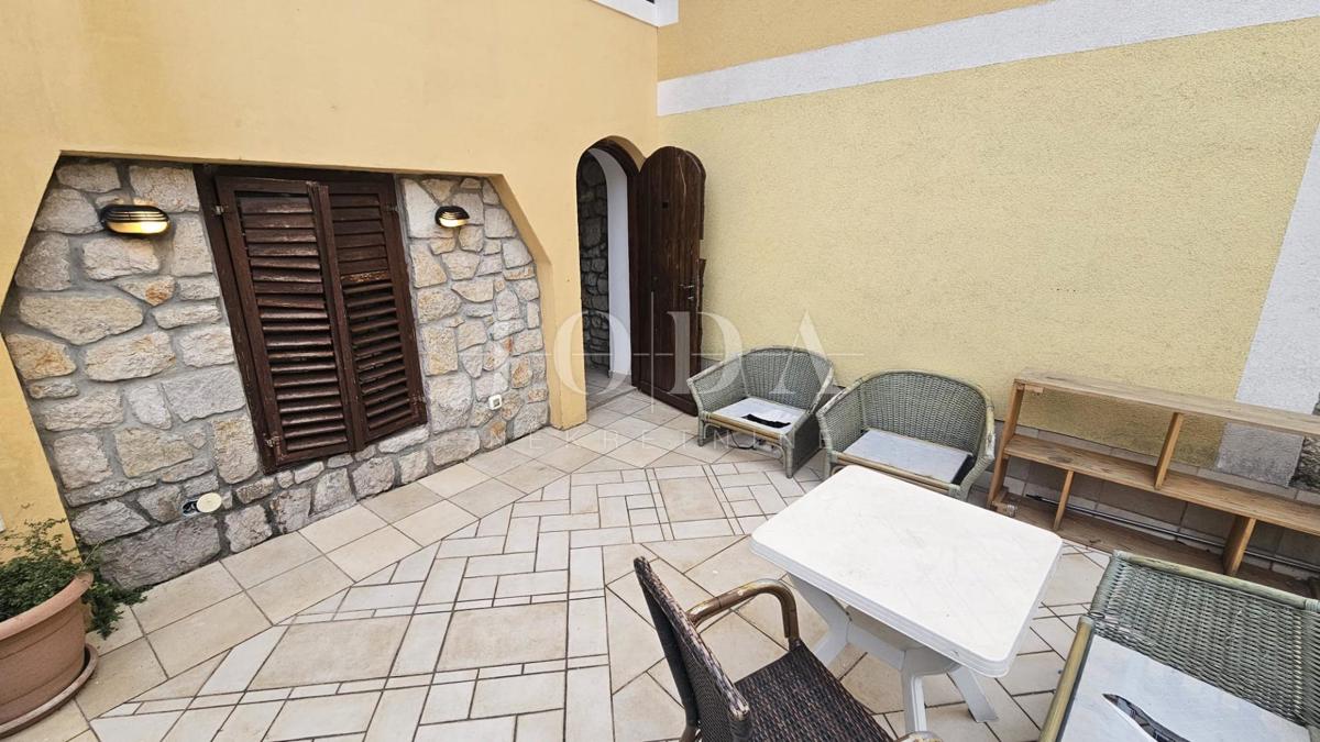 Kuća Na prodaju - PRIMORSKO-GORANSKA CRIKVENICA