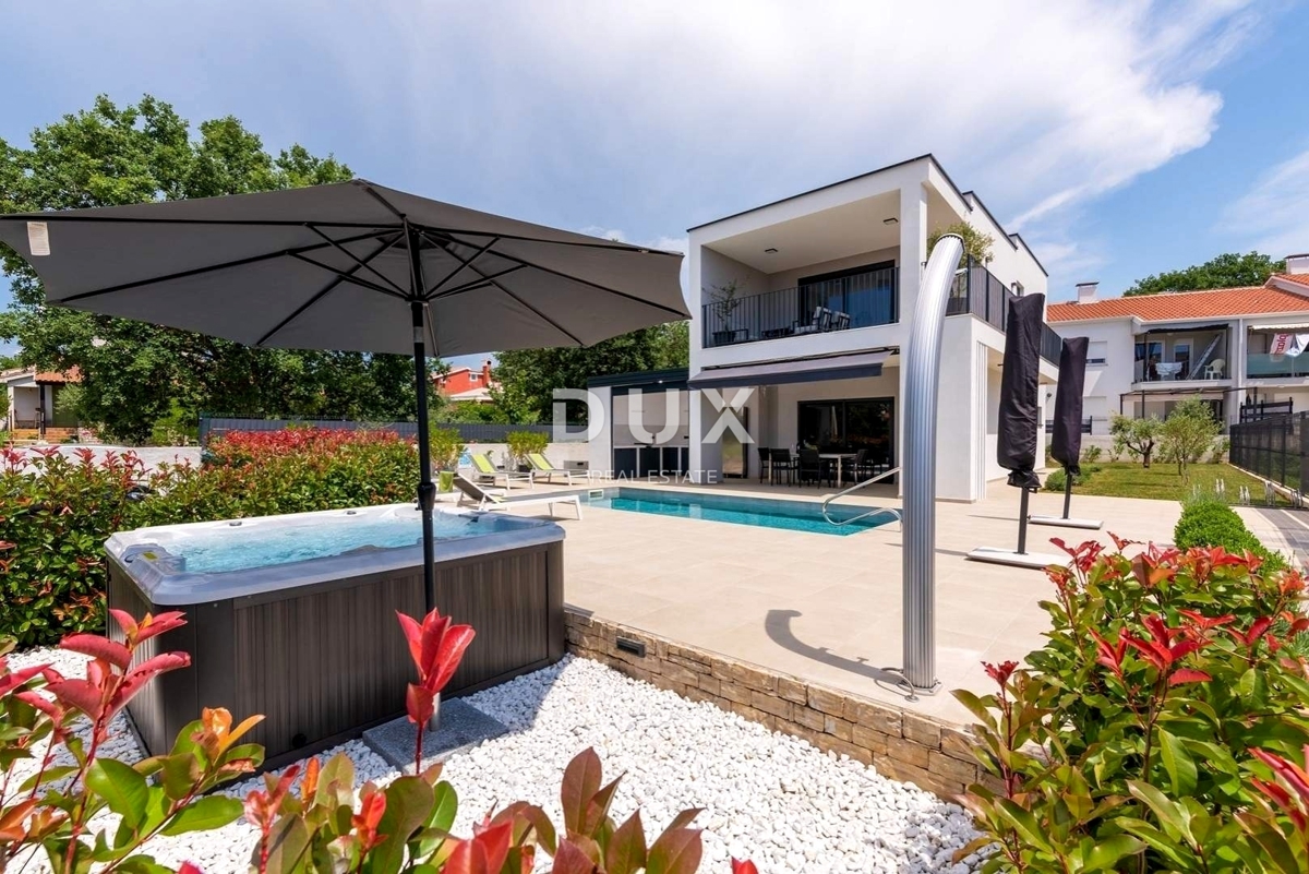 House For sale - Istarska Poreč - foto 1/25