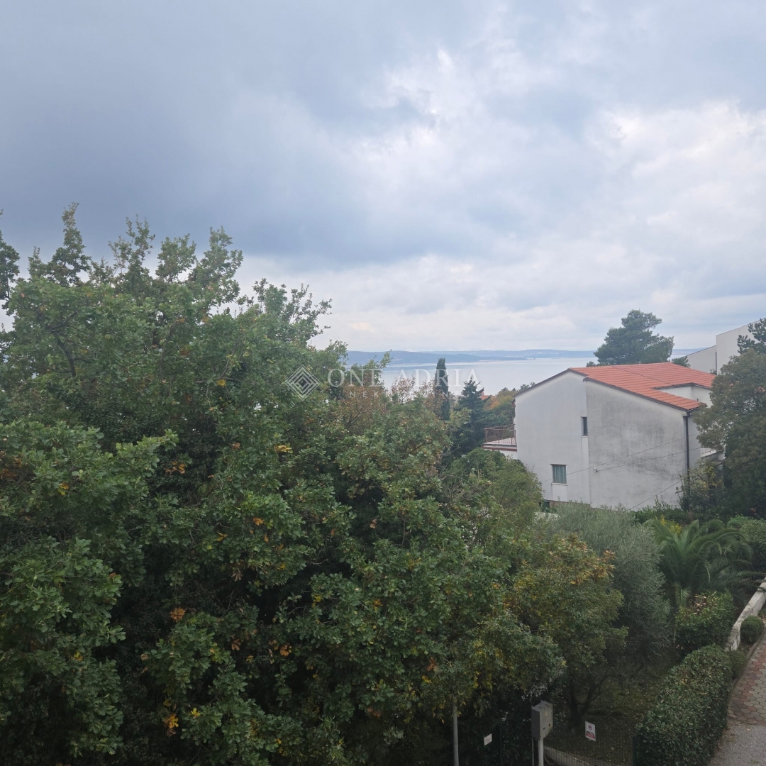 Stan Na prodaju - PRIMORSKO-GORANSKA CRIKVENICA