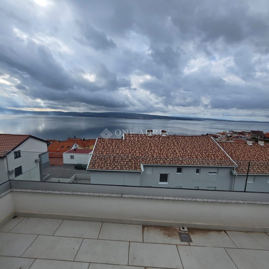 Stan Na prodaju - PRIMORSKO-GORANSKA CRIKVENICA