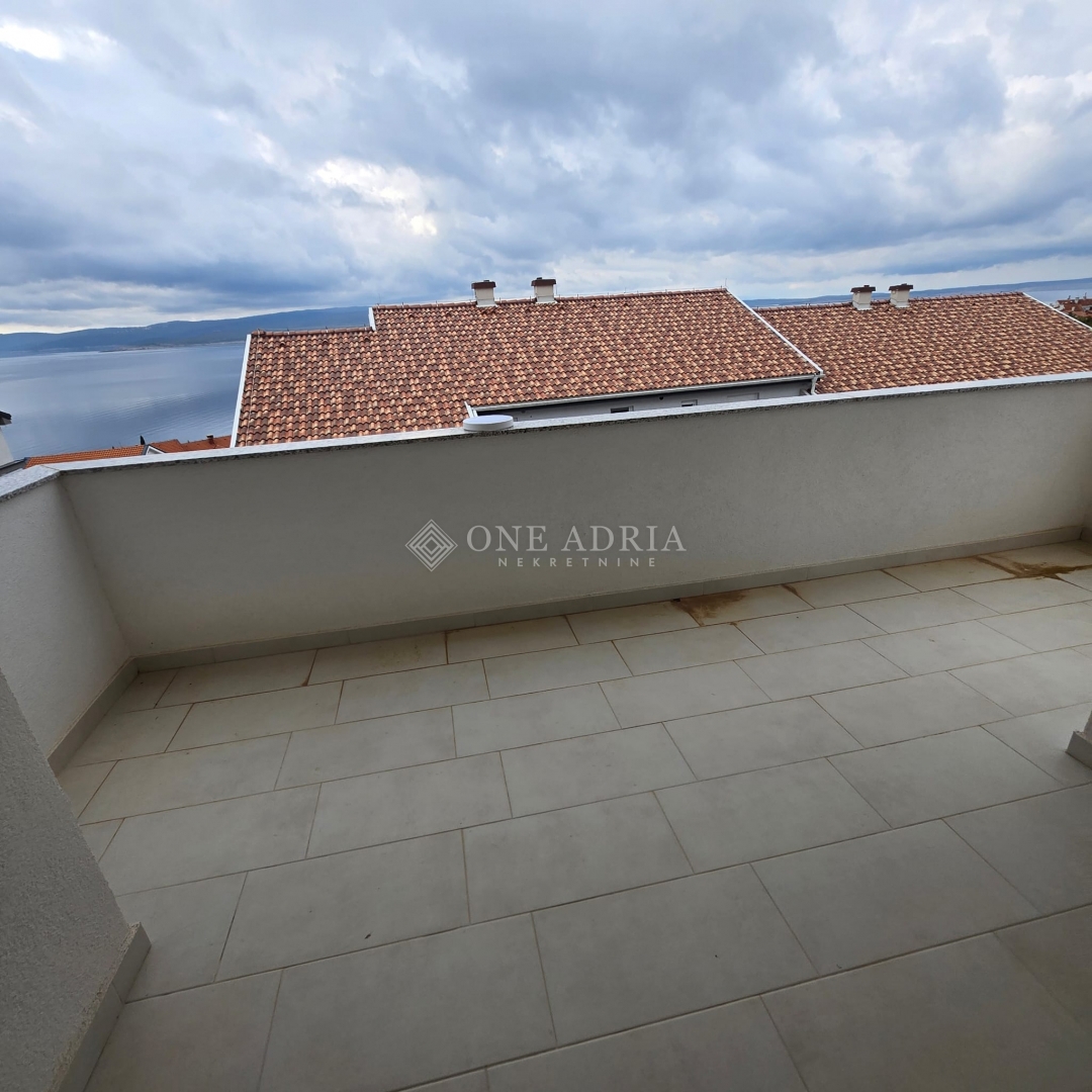 Stan Na prodaju - PRIMORSKO-GORANSKA CRIKVENICA