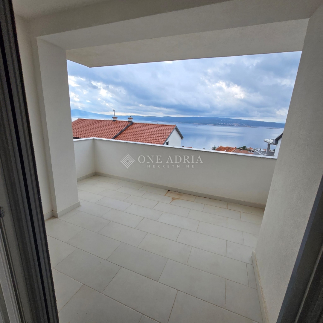 Stan Na prodaju - PRIMORSKO-GORANSKA CRIKVENICA