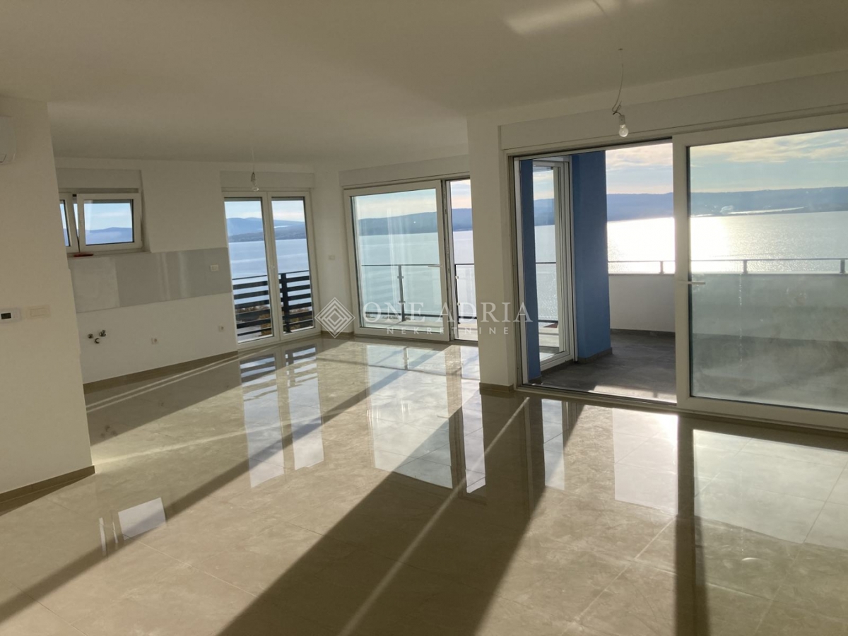 Appartamento In vendita - PRIMORSKO-GORANSKA CRIKVENICA