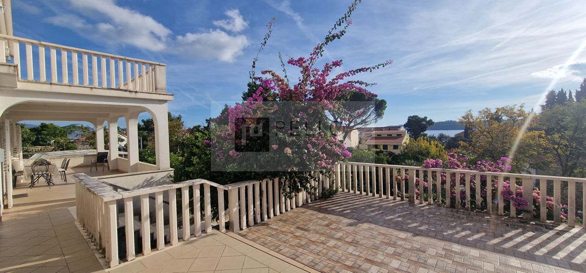 Flat For sale - DUBROVAČKO-NERETVANSKA OREBIĆ