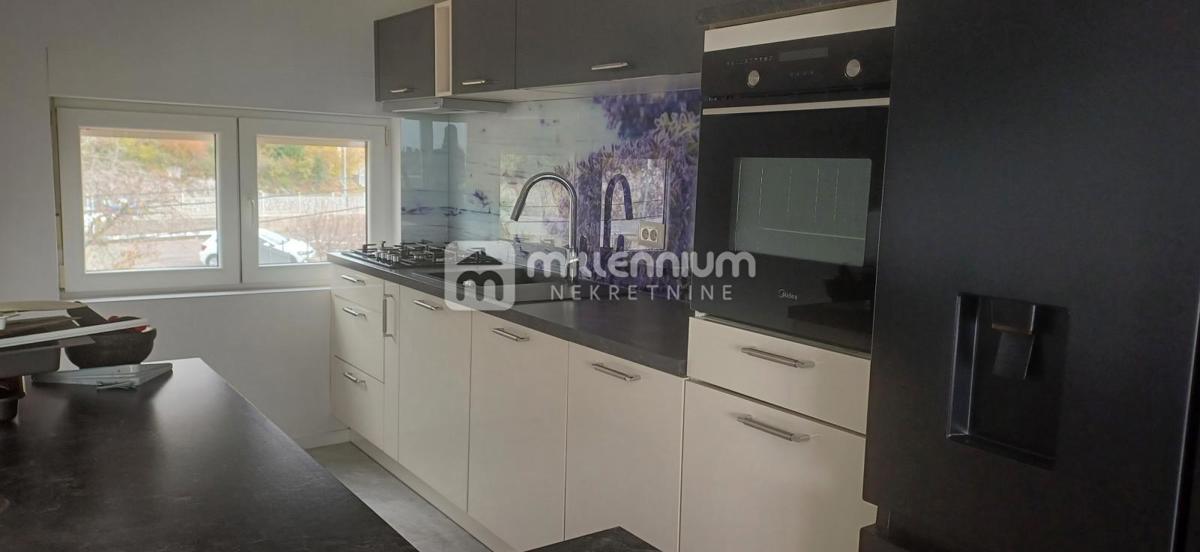 Apartment Zu verkaufen - PRIMORSKO-GORANSKA KASTAV
