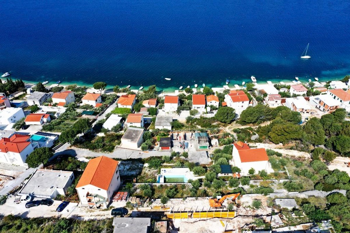 Kuća Na prodaju - ŠIBENSKO-KNINSKA ROGOZNICA
