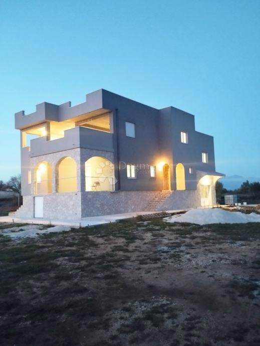 House For sale - ZADARSKA BENKOVAC