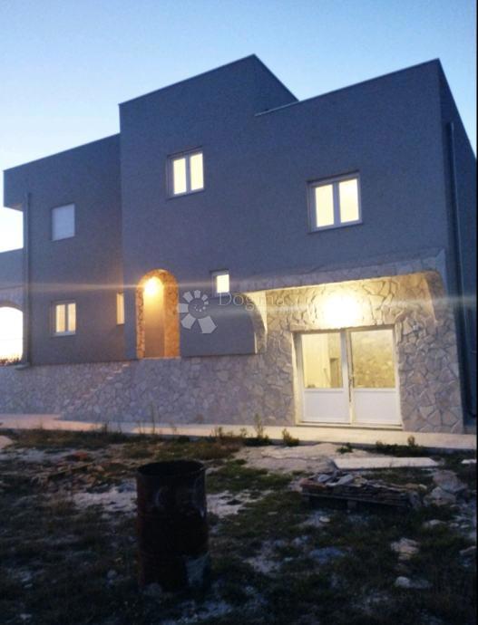 House For sale - ZADARSKA BENKOVAC