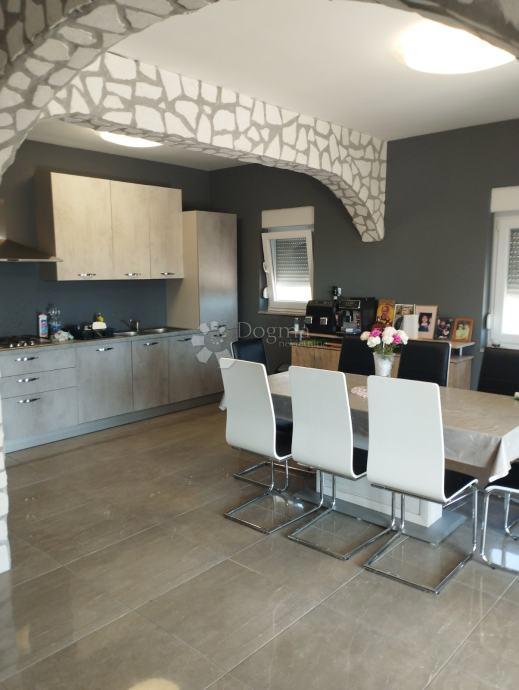 House For sale - ZADARSKA BENKOVAC