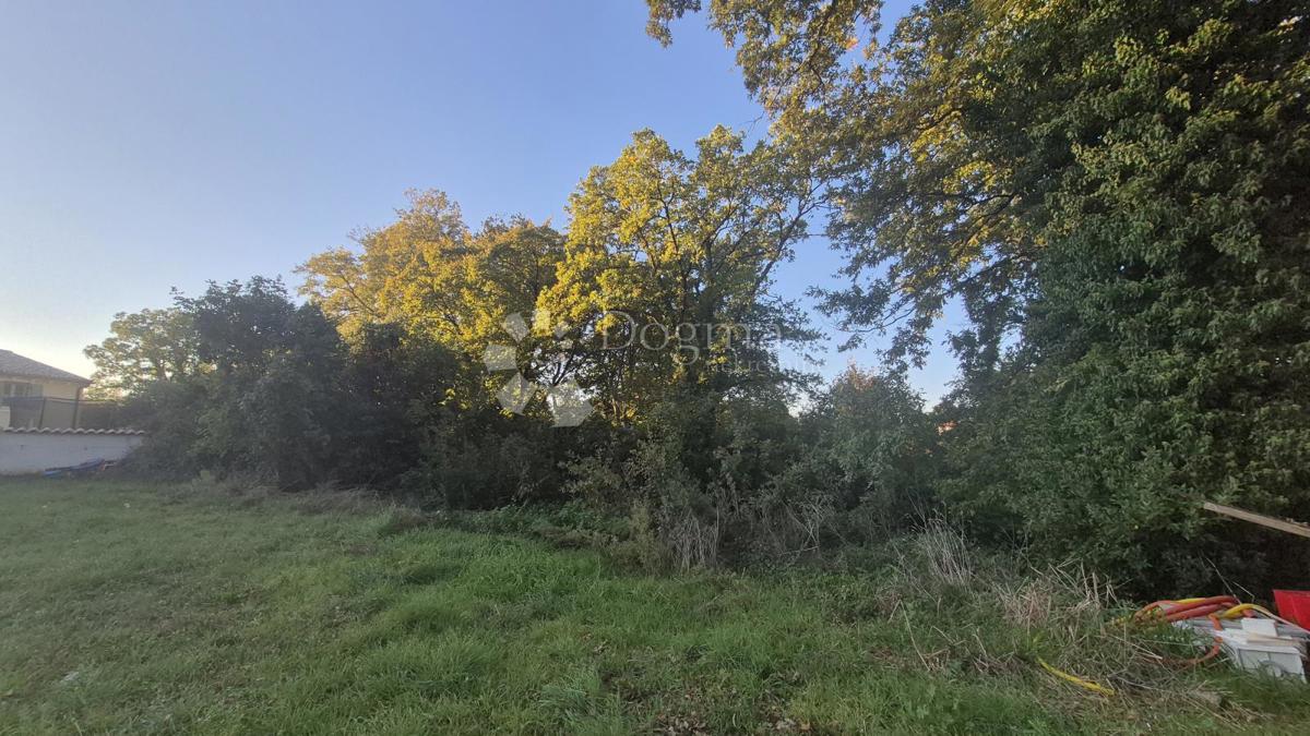 Grundstück Zu verkaufen - Istarska Marčana - foto 2/11