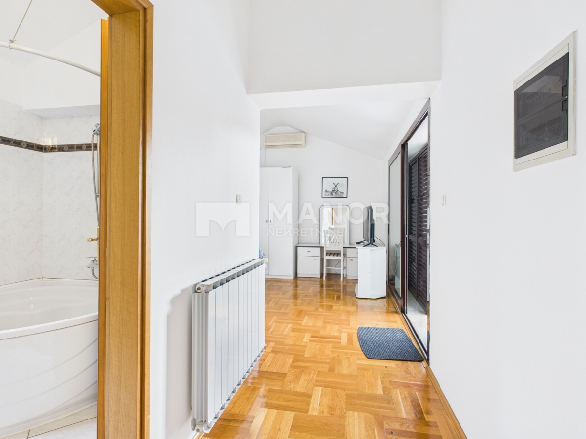 Casa In vendita - PRIMORSKO-GORANSKA VIŠKOVO