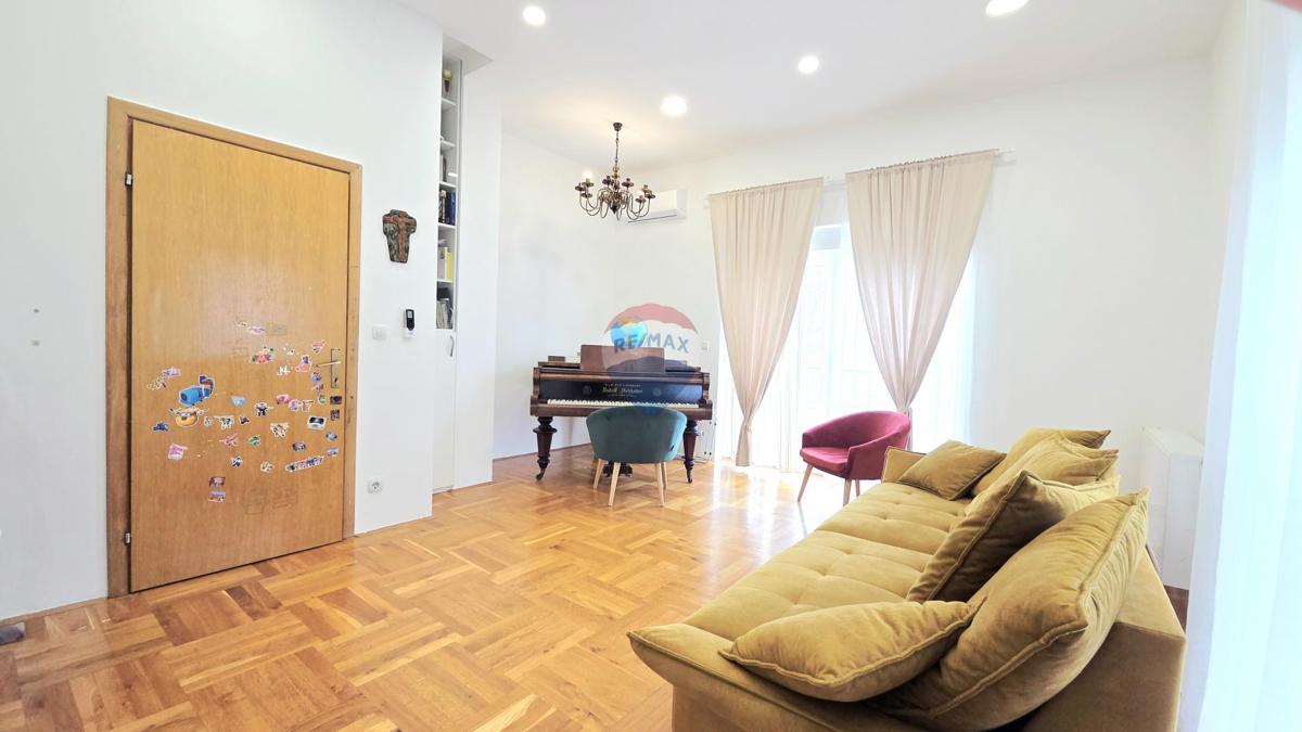Dům K pronájmu - GRAD ZAGREB ZAGREB