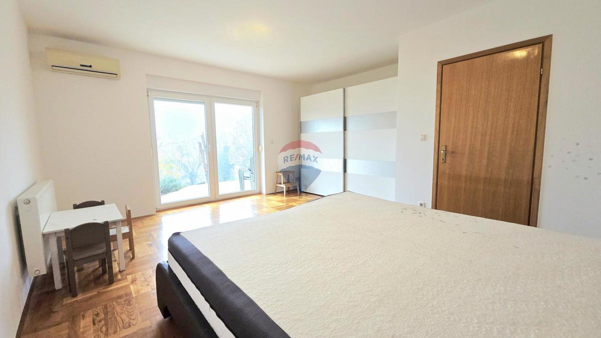Dům K pronájmu - GRAD ZAGREB ZAGREB