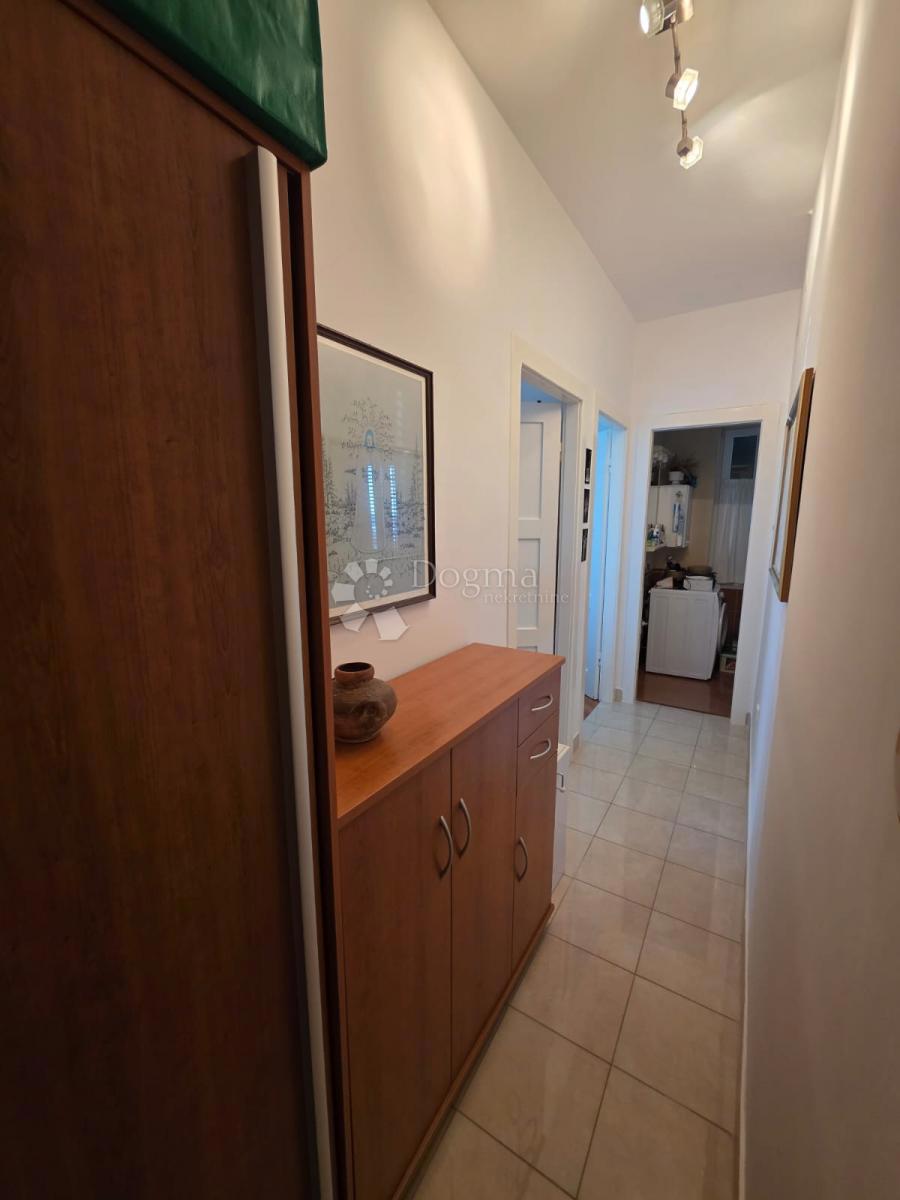 Kuća Na prodaju - ŠIBENSKO-KNINSKA ŠIBENIK