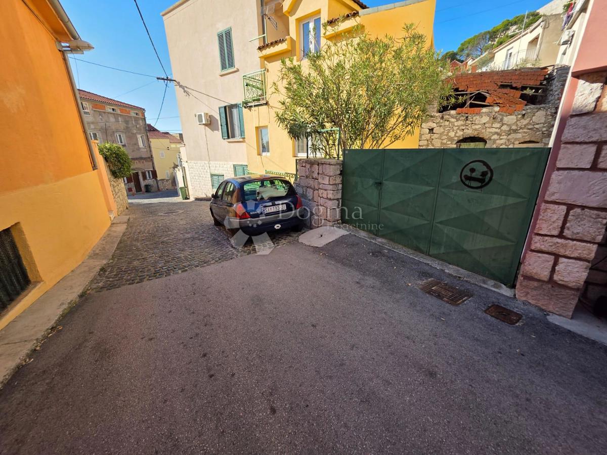 Kuća Na prodaju - ŠIBENSKO-KNINSKA ŠIBENIK