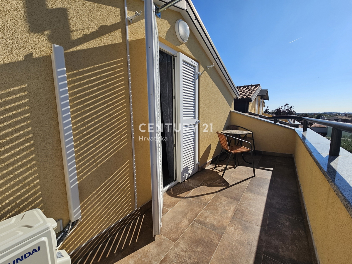 Apartmán Na predaj - ISTARSKA POREČ