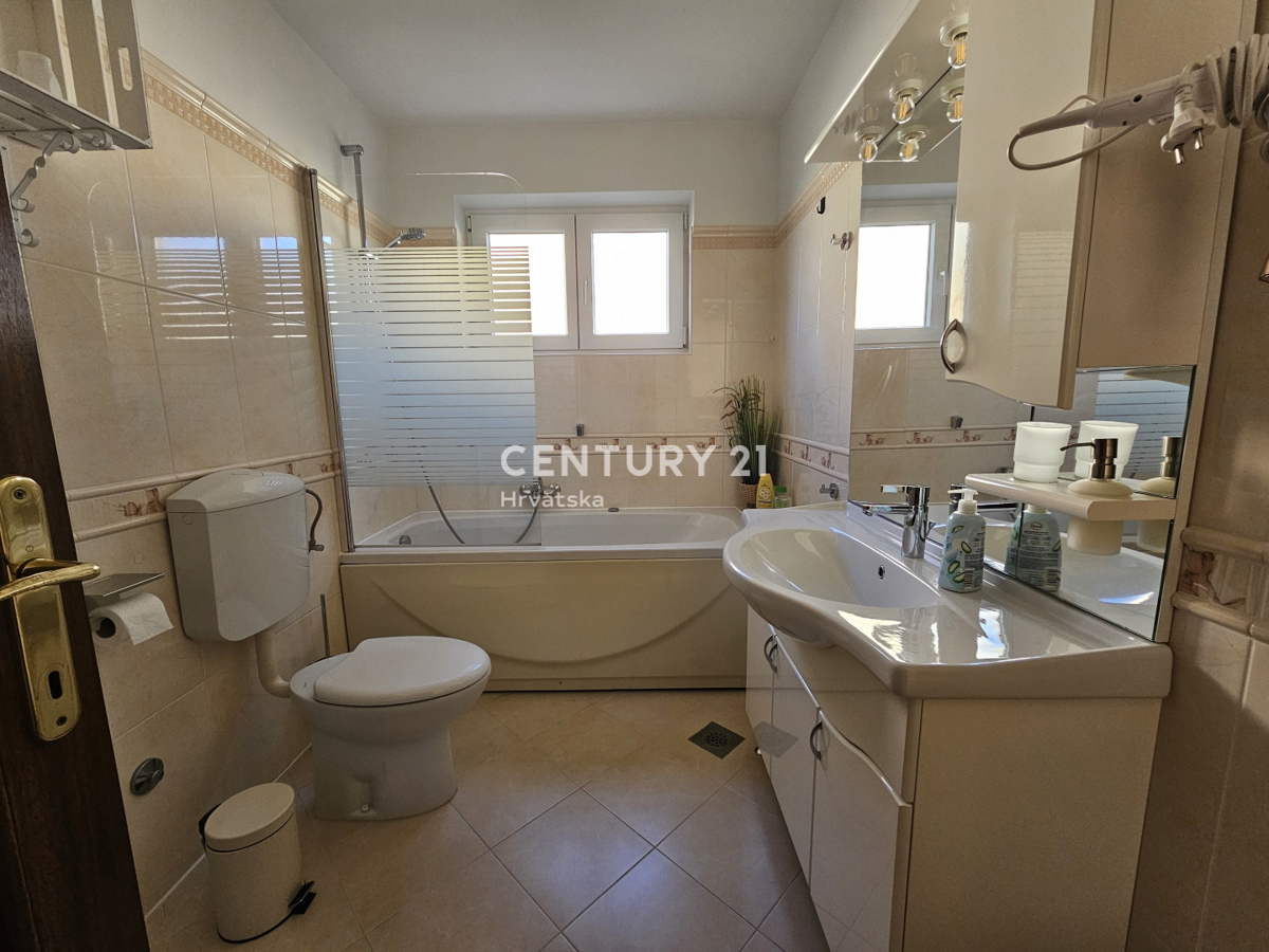 Apartmán Na predaj - ISTARSKA POREČ