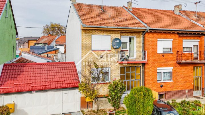 Hiša na predaj 112 m² – Osijek