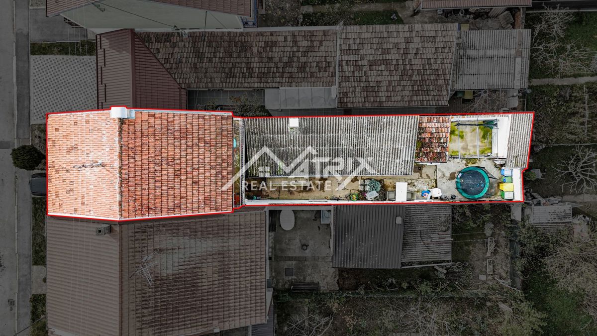 House For sale - OSJEČKO-BARANJSKA OSIJEK