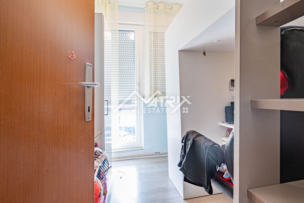 House For sale - OSJEČKO-BARANJSKA OSIJEK