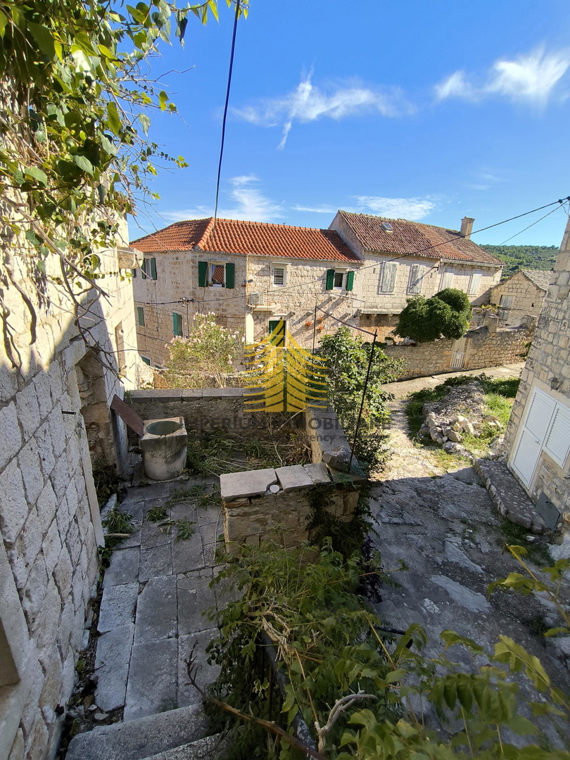 Dom Na sprzedaż - SPLITSKO-DALMATINSKA BRAČ